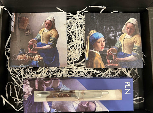 Giftset pen melkmeisje + 2 houten onderzetters Cadeauverpakking Ohker Living